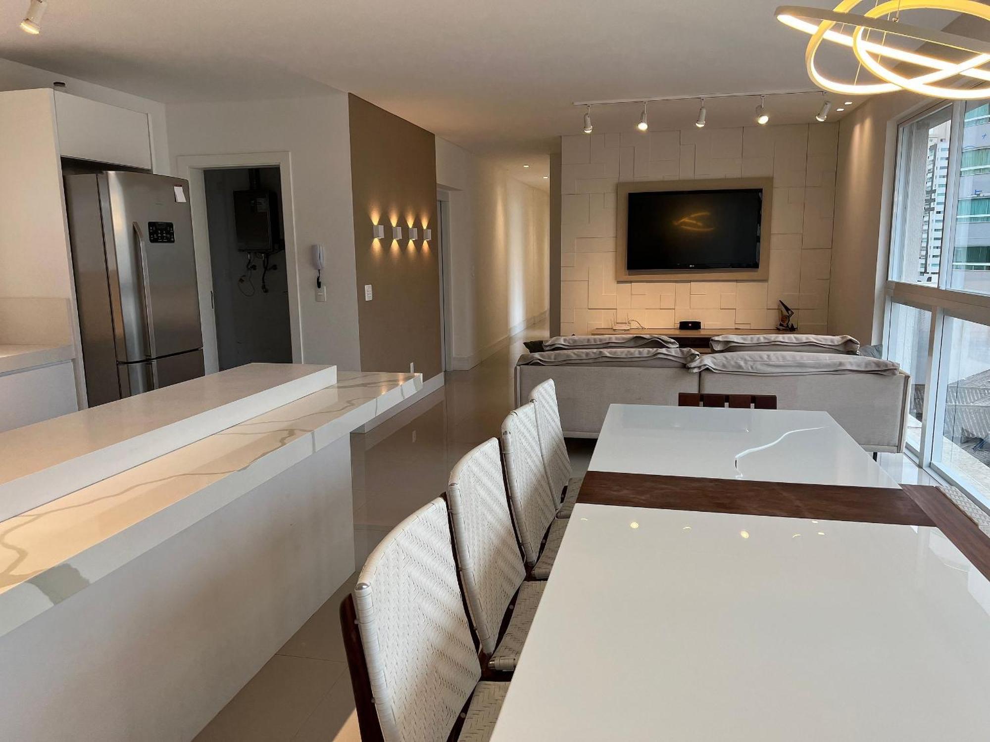 3 Com Vista Pro Mar Em Balneario Camboriu! Apartamento